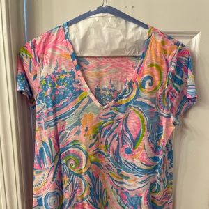 Lilly Pulitzer V neck T shirt